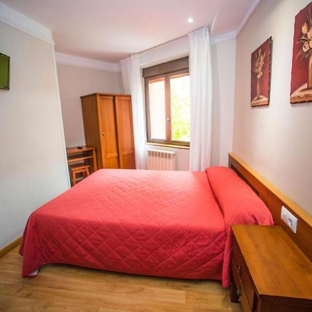 Hostal Vitorina Soria Luaran gambar