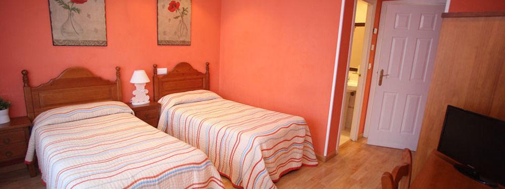 Hostal Vitorina Soria Luaran gambar