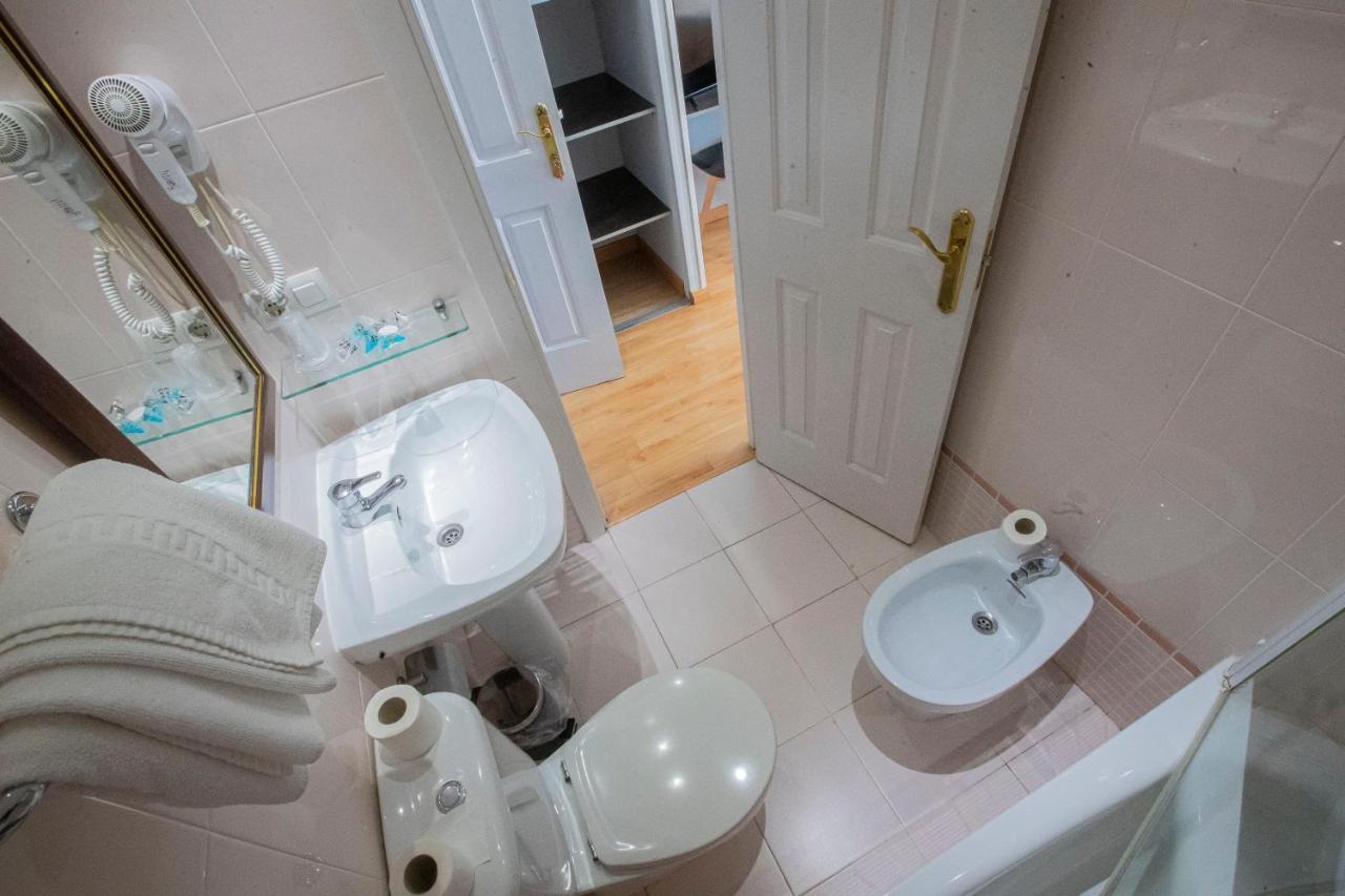Hostal Vitorina Soria Luaran gambar