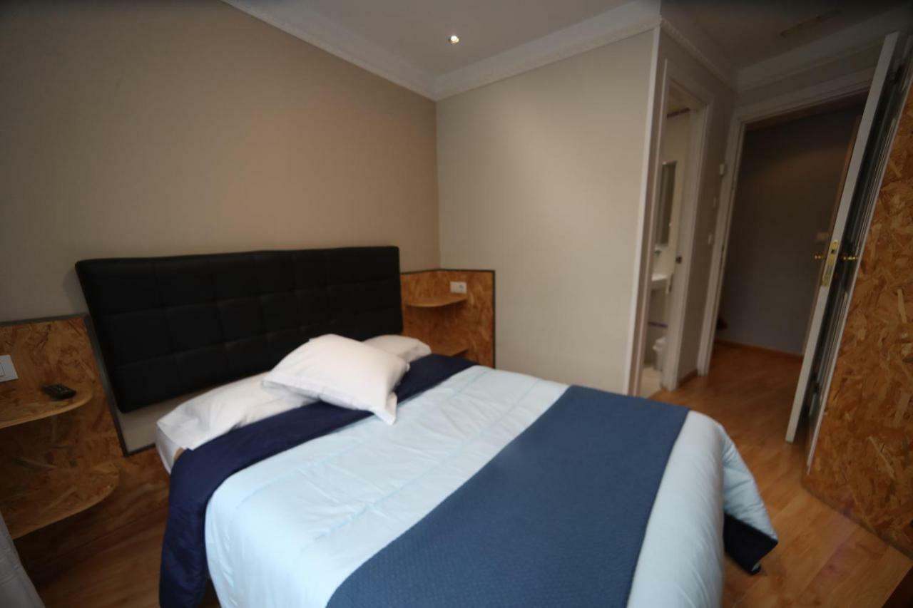 Hostal Vitorina Soria Luaran gambar