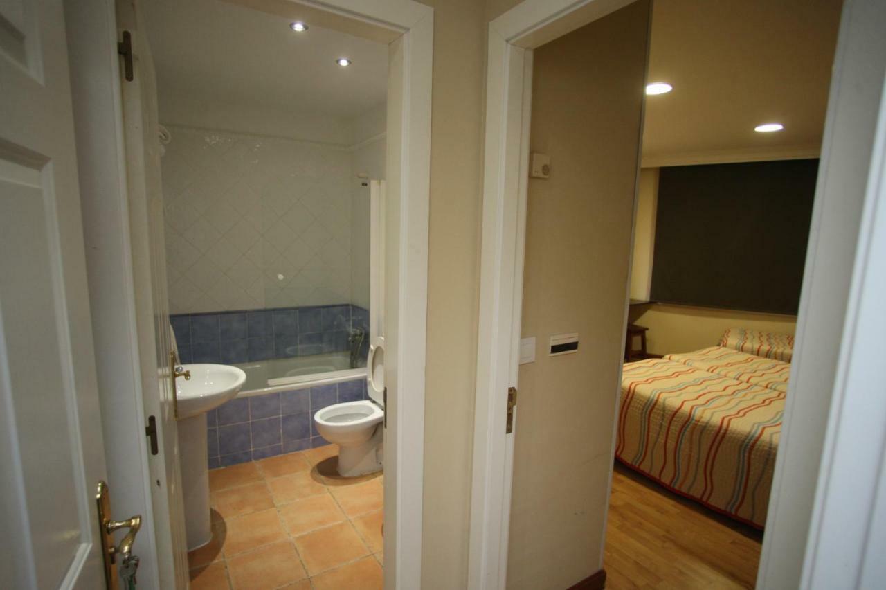 Hostal Vitorina Soria Luaran gambar