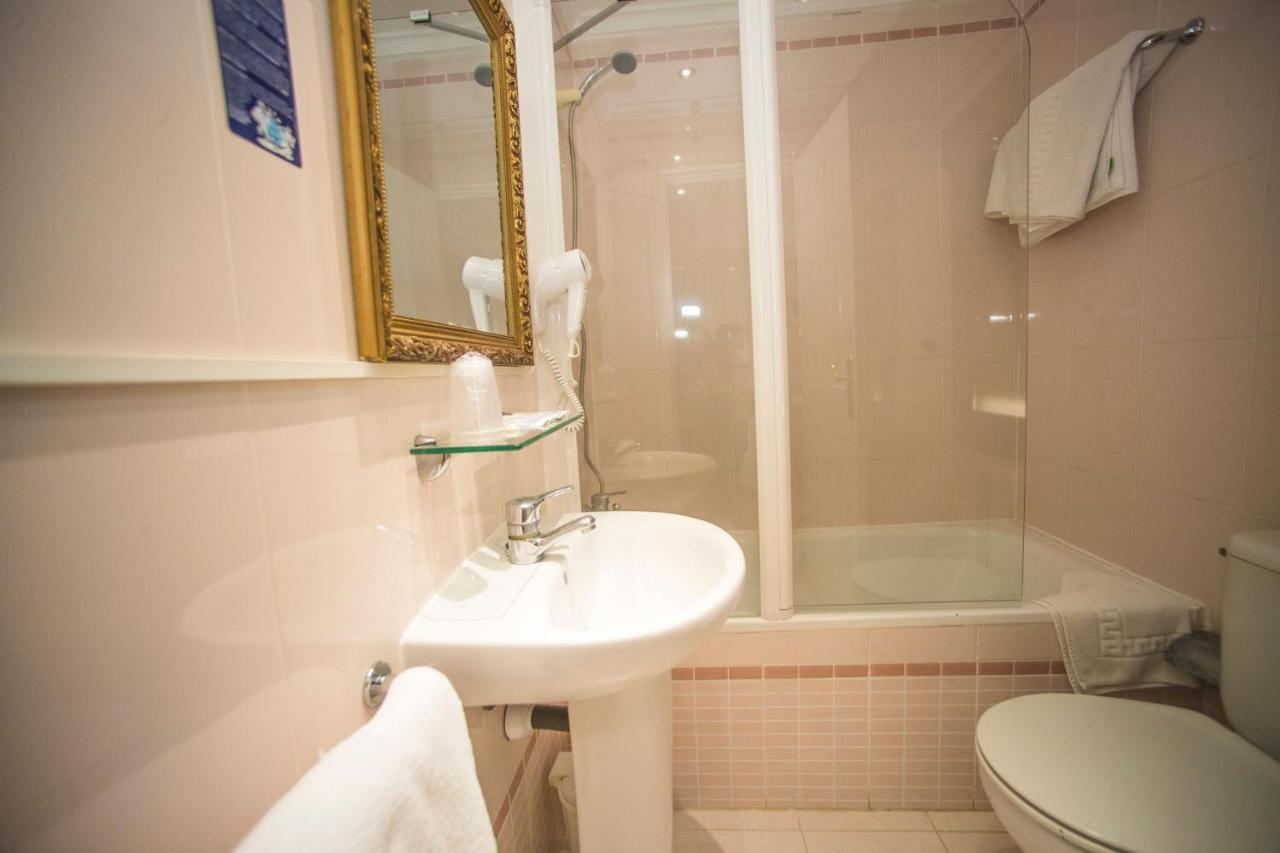 Hostal Vitorina Soria Luaran gambar